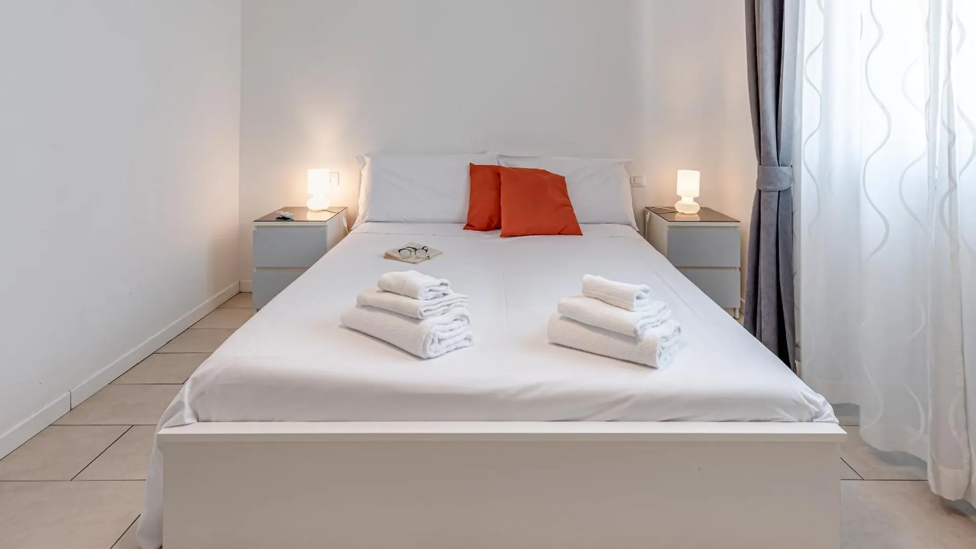 Meliana - Sweet Dreams In Florence Apartment